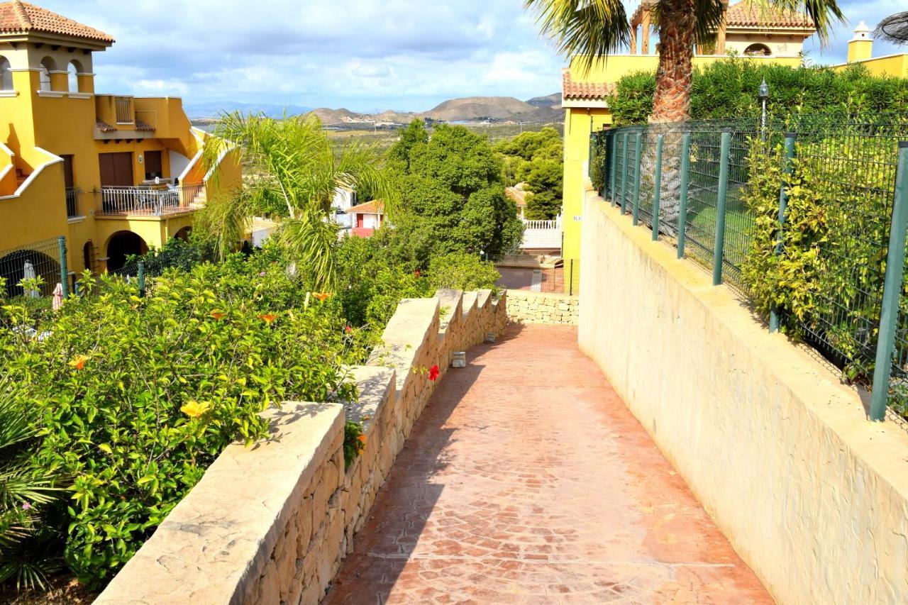 Apartamento Con Hermoso Jardin Y Ac Isla Plana Dış mekan fotoğraf