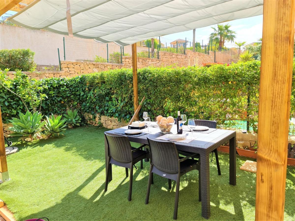 Apartamento Con Hermoso Jardin Y Ac Isla Plana Dış mekan fotoğraf