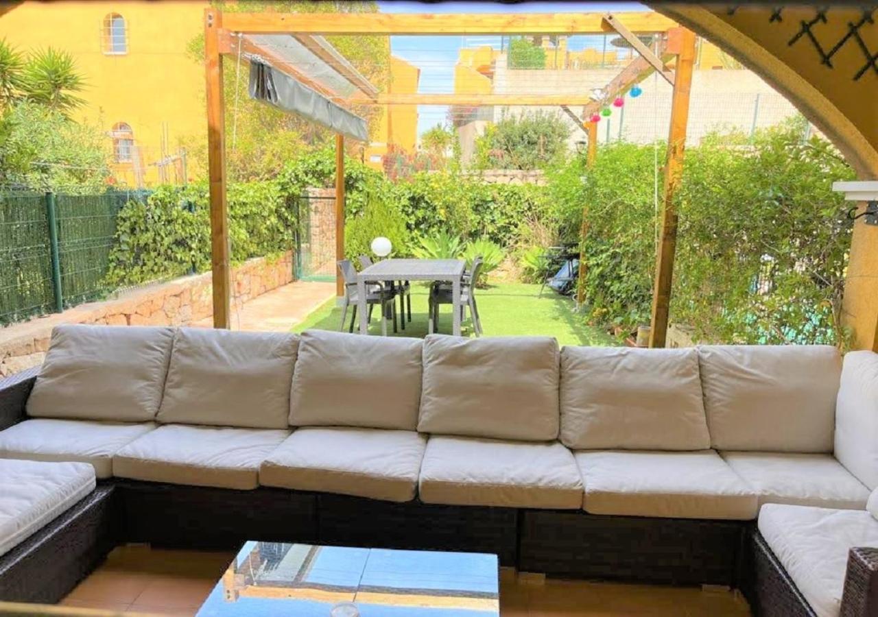 Apartamento Con Hermoso Jardin Y Ac Isla Plana Dış mekan fotoğraf
